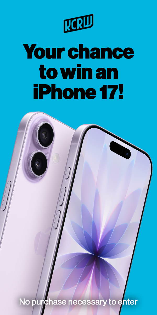 F26 – iPhone 17 Flash Sweeps